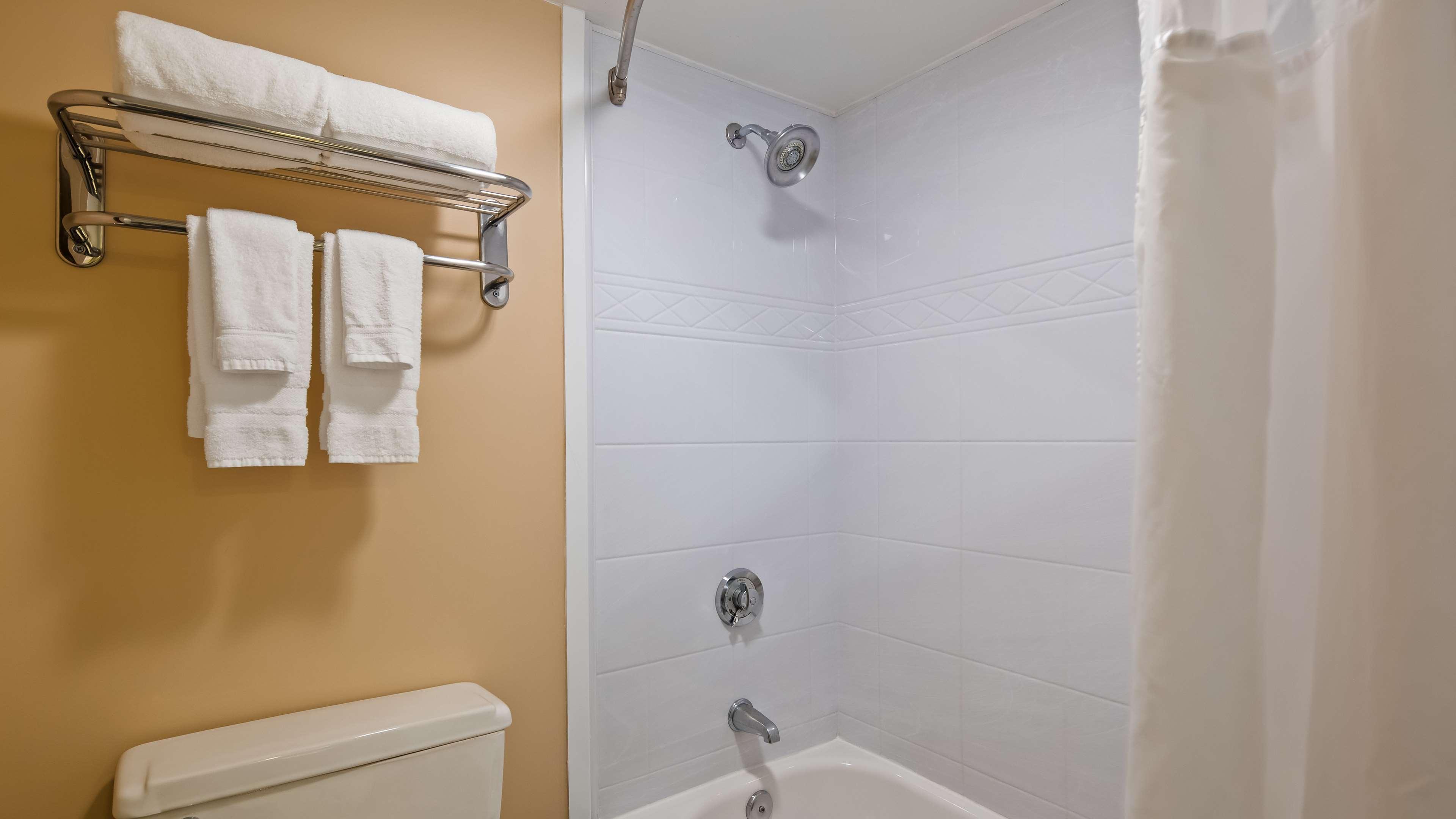 Best Western Plus Hanes Mall Winston-Salem Exterior foto