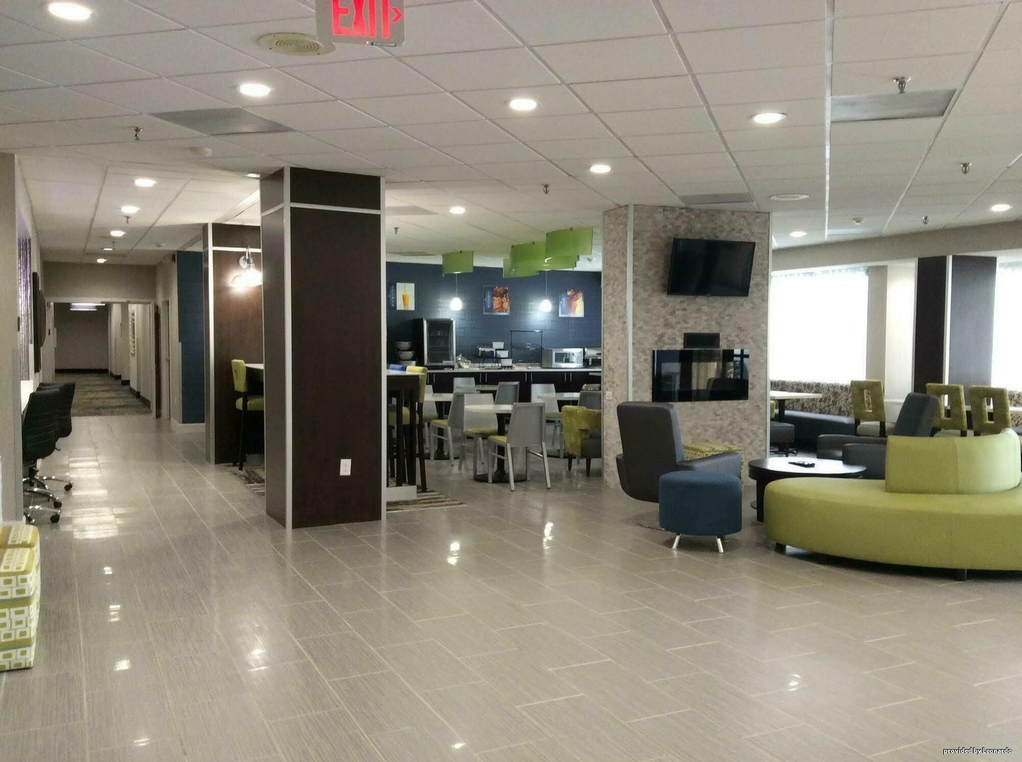 Best Western Plus Hanes Mall Winston-Salem Exterior foto
